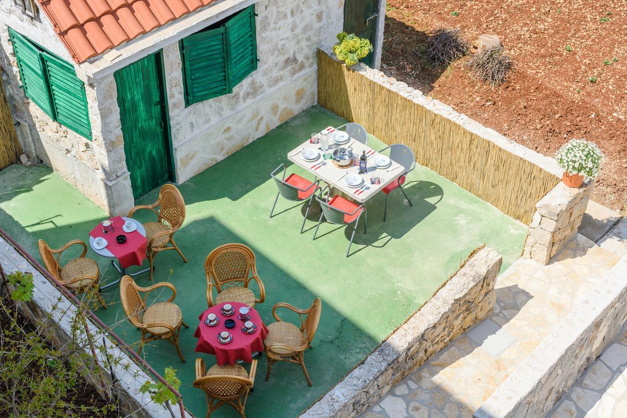 Apartmani Marko I Ana Marina Exterior photo